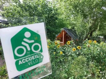 Stellplatz - Duo Pauschale - Cyclo/Rando/Biker - Camping LE CLOS LALANDE