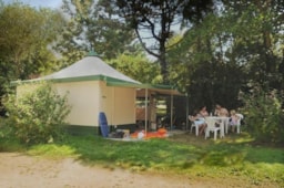 Accommodation - Canvas Bungalow 25M²  2 Bedrooms - Without Toilet Blocks  (2010) - Flower Camping La Grande Plage