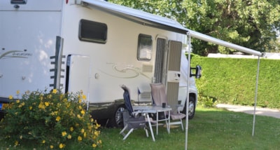 Package Pitch : car + tent / caravan or camping-car — 6