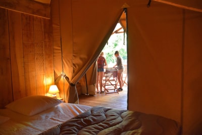 Lodge tent with bathroom