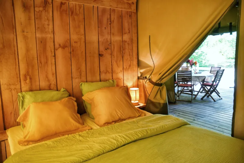 Tente Lodge Avec Sanitaires