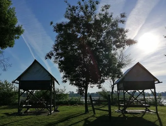 Camping Au Bord de Loire