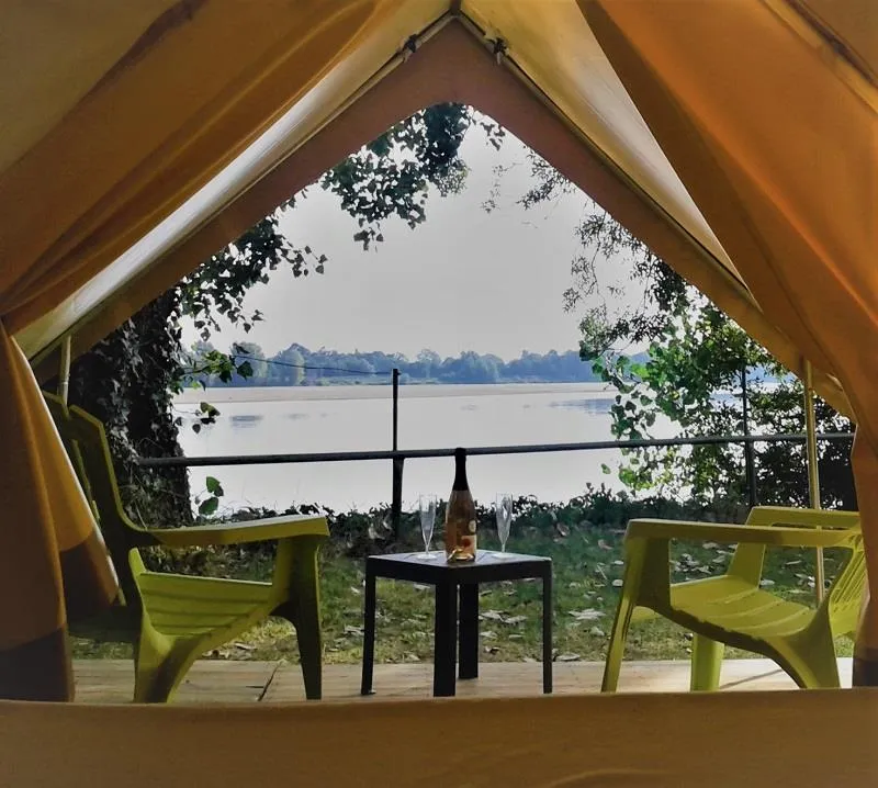 Camping Au Bord de Loire