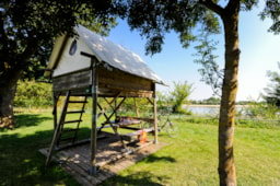 Location - Bivouac Sur Pilotis Prête À Dormir 1 Chambre Sans Sanitaires - Camping Au Bord de Loire