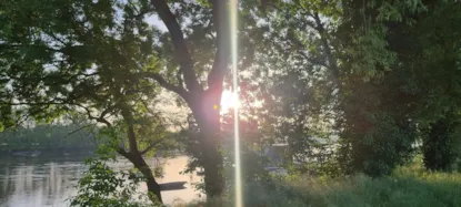 Loire Riverbank Pitch Package + 1 Vehicle