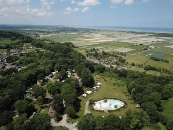 Camping Le Balcon de la Baie - Ucamping