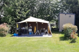 Pitch - Premium Pitch With Private Heated Sanitary Facilities - Camping Le Balcon de la Baie