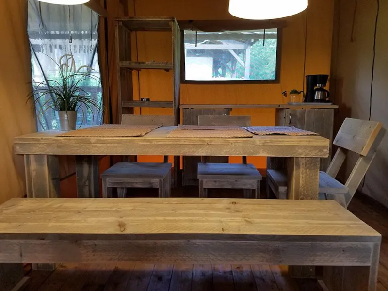 Tente Lodge Safari - 2 Chambres  (Sans Sanitaires) (1 Lit 160 Et 3 Lits 90)