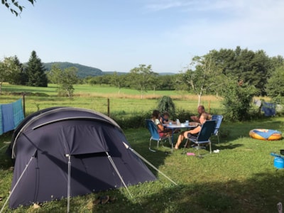 Tent/caravan/camping-car pitch (incl. 2 pers.) — 1