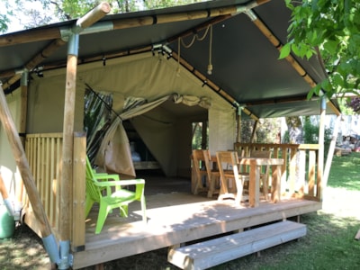 Tente Comet - 2 bedrooms (without bathroom) 2 beds 140 and 1 bed 90 — 4