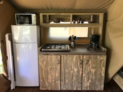 Tente Comet - 2 bedrooms (without bathroom) 2 beds 140 and 1 bed 90 — 6