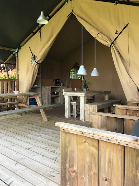 Tente Lodge Safari - 2 Chambres  (Sans Sanitaires) (1 Lit 160 Et 3 Lits 90)