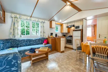 Mietunterkunft - 3 Towers 4/6 Pers. 2 Bdrms. - Camping de La Tour