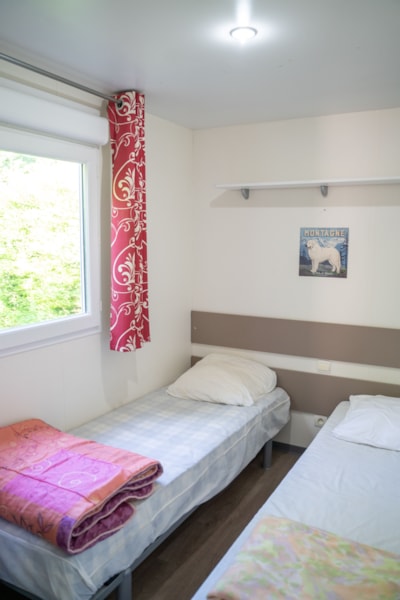 Mobile home GAVARNIE 3 chambres = +draps + serviettes +ménage — 8