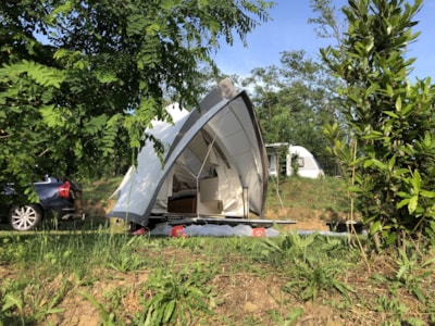 Exclusive Pitch 136-180m²: car + tent/caravan or camping-car + electricity — 4