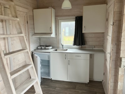 Meadow cabin with shower and toilet (13)