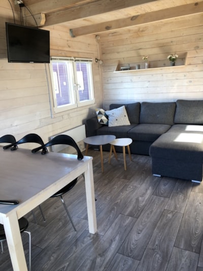 Meadow cabin with shower and toilet (13)