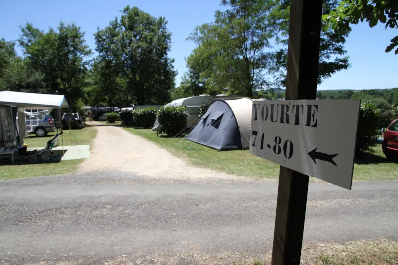 Emplacement + Véhicule + Électricité