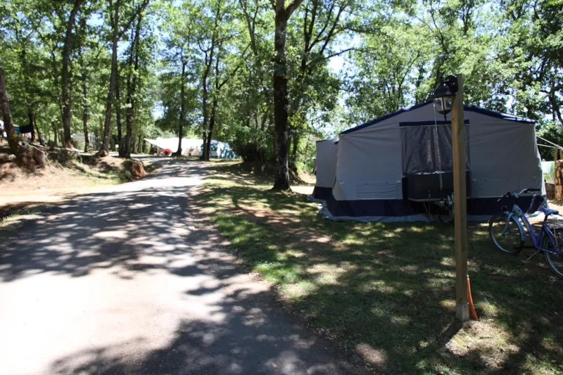 Emplacement + Véhicule + Électricité