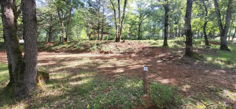 Emplacement - Grand Emplacement - Camping des Bastides