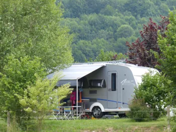 Stellplatz - Garden Pitch -  AZUN NATURE Chalets-Camping & Spa