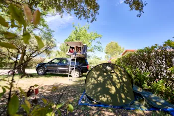 Stellplatz - Pauschale Wanderer Ohne Strom - CAMPING LA CERISE 