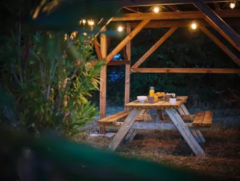 Mietunterkunft - Ungewöhnliches Zelt Für - CAMPING LA CERISE 