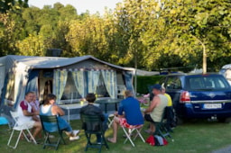 Camping LE MONLOO - image n°38 - Roulottes