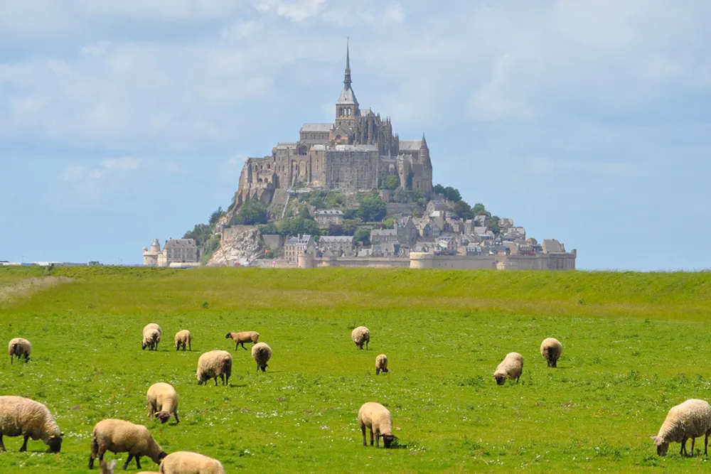 Camping Les Chemins Du Mont St Michel