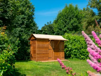 Stellplatz - Stellplatz Premium (Mit Sanitäranlagen) - Camping Les Chemins Du Mont St Michel
