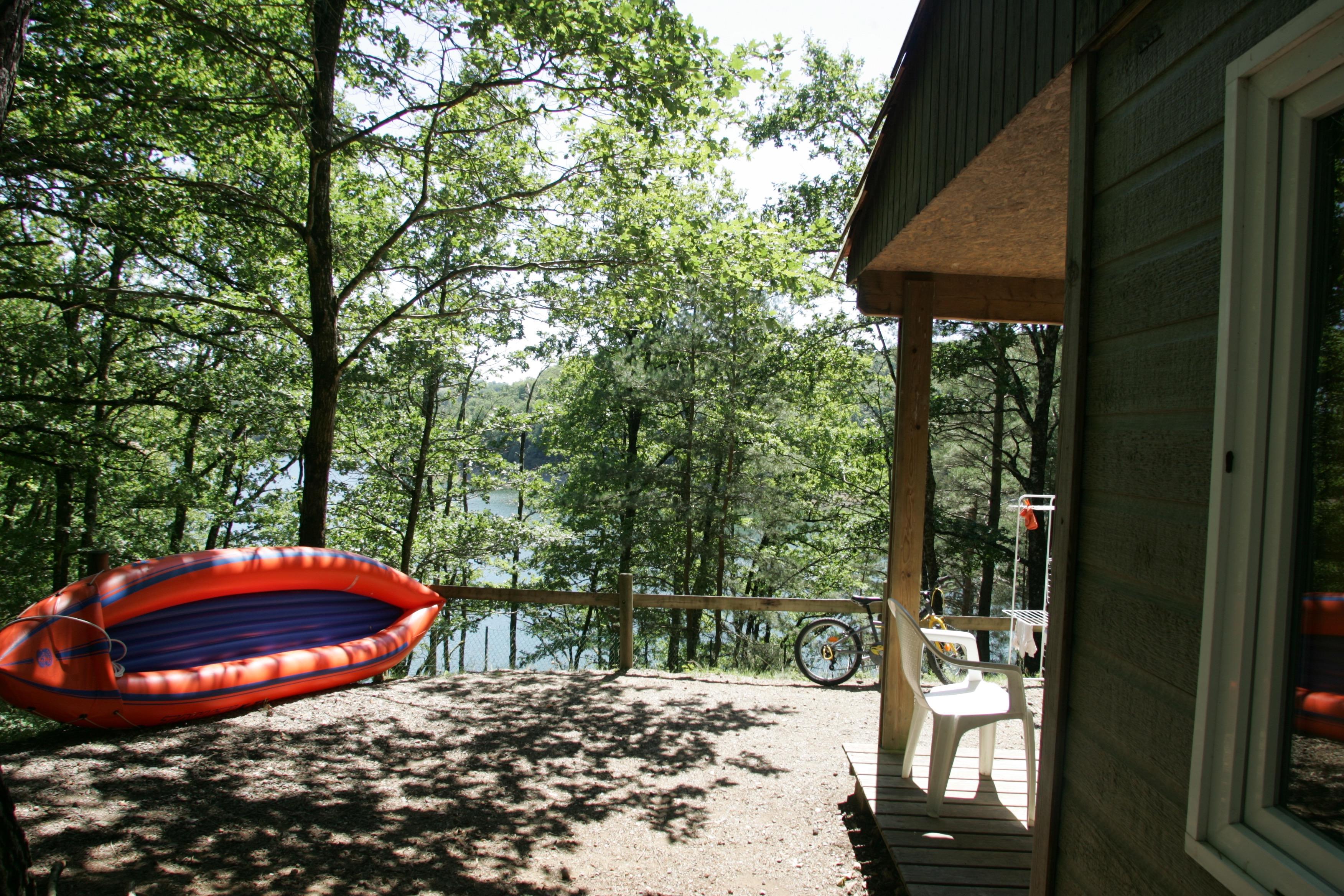 Camping Cantal La Presqu'île Du Puech Des Ouilhes Photos