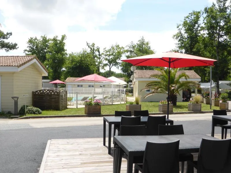 Camping Les Chèvrefeuilles