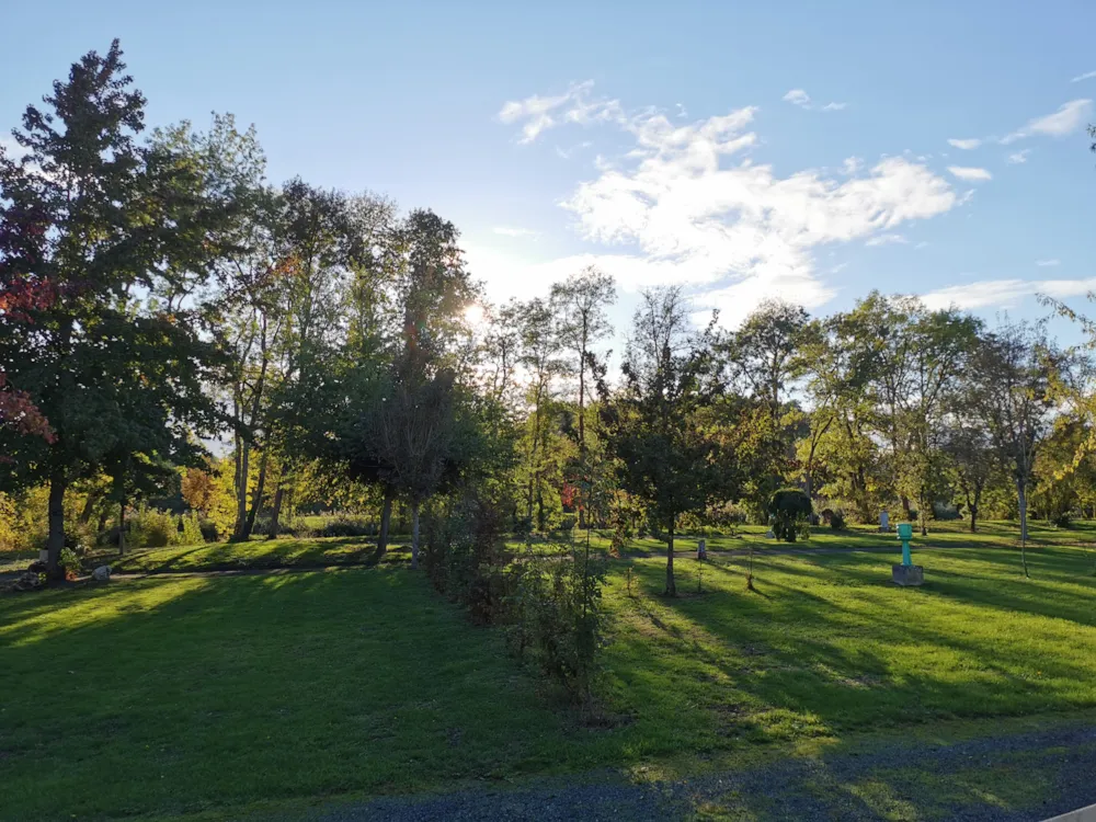 Emplacement - Emplacement  Sans Électricité - Camping La Vallée de l'Indre