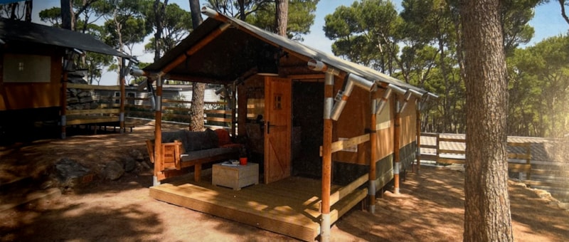 Outstanding Safari tent without sanitary facilities