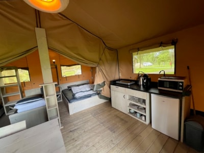 Outstanding Safari tent without sanitary facilities