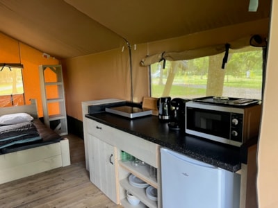 Outstanding Safari tent without sanitary facilities