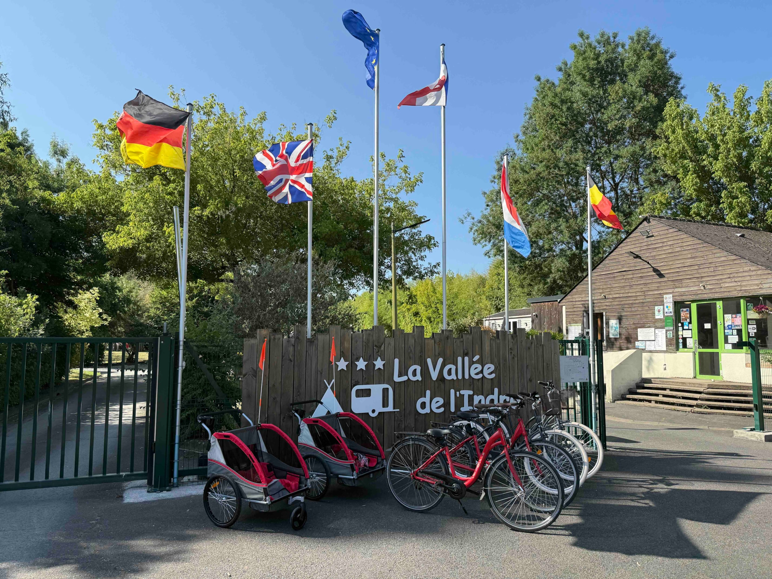 Camping La Vallée de l'Indre — Photo 1