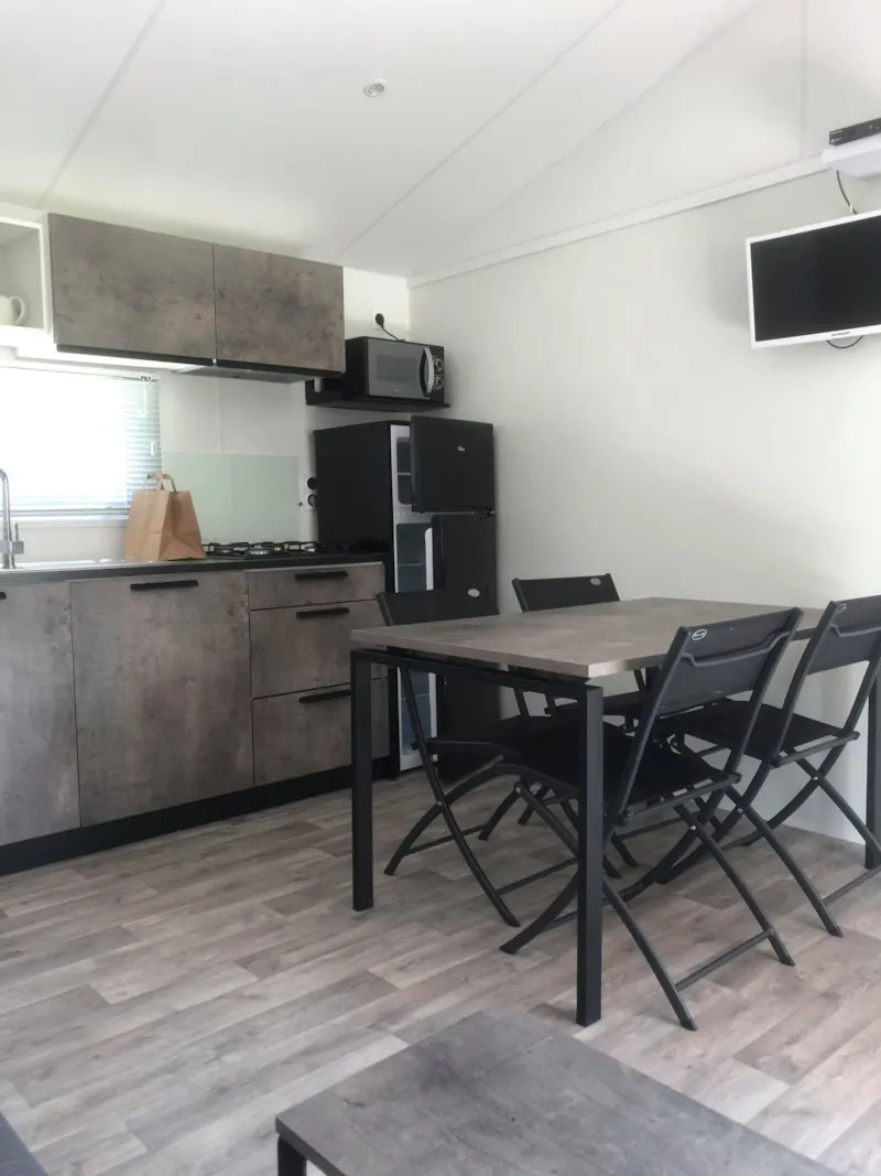 Mobil-Home Nirvana Duo, 33M². 2 Salles D'eau/Terrasse Semi Couverte. Pas D'animaux.