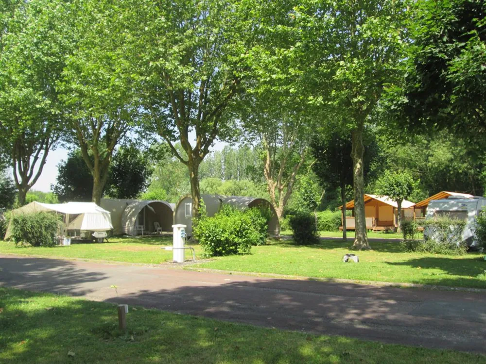 Camping Val de Boutonne - image n°1 - Camping2Be
