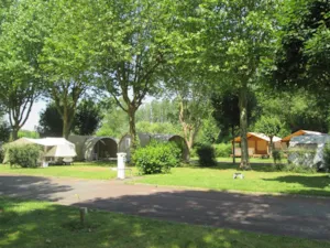 Camping Val de Boutonne - Ucamping