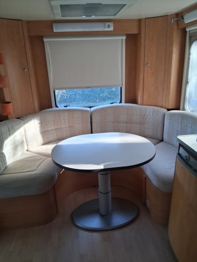 Fully equipped trailer with a canopy