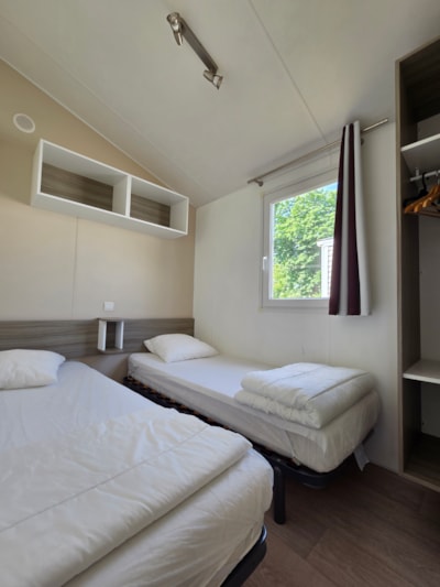 Bermuda mobile home 31m² + semi-covered terrace - air conditioning optional