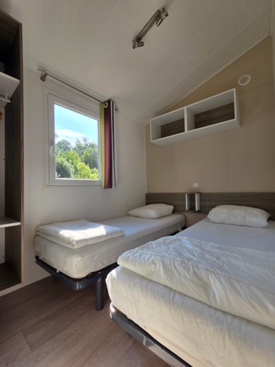 Bermuda mobile home 31m² + semi-covered terrace - air conditioning optional