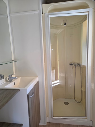 Bermuda mobile home 31m² + semi-covered terrace - air conditioning optional