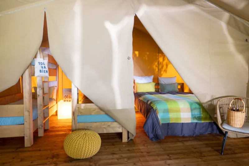 Safari Lodge - 2 Chambres + Frigidaire + Terrasse