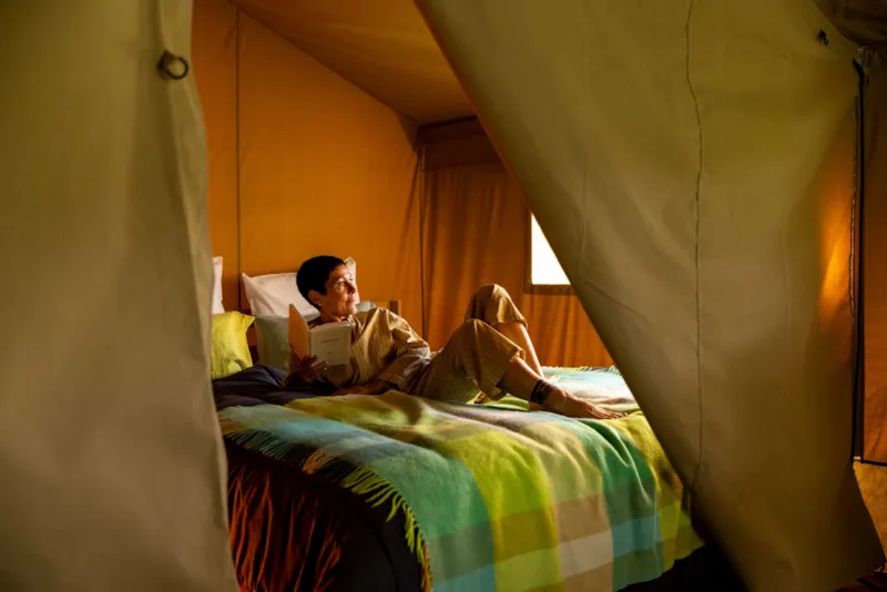 Safari Lodge - 2 Chambres + Frigidaire + Terrasse