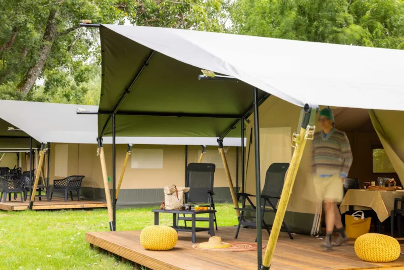 Safari Lodge - 2 Chambres + Frigidaire + Terrasse