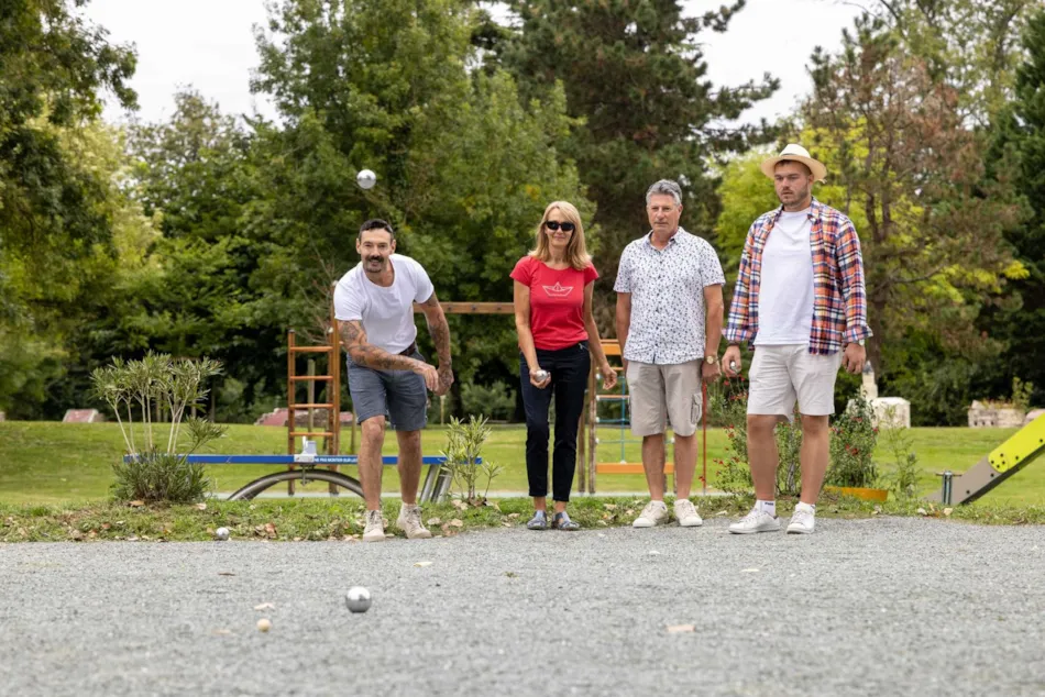 Camping Saintes Grandes Rives