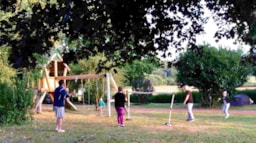 Camping Vert Auxois - image n°19 - Roulottes
