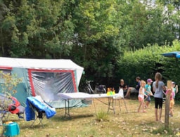 Camping Vert Auxois - image n°21 - Roulottes